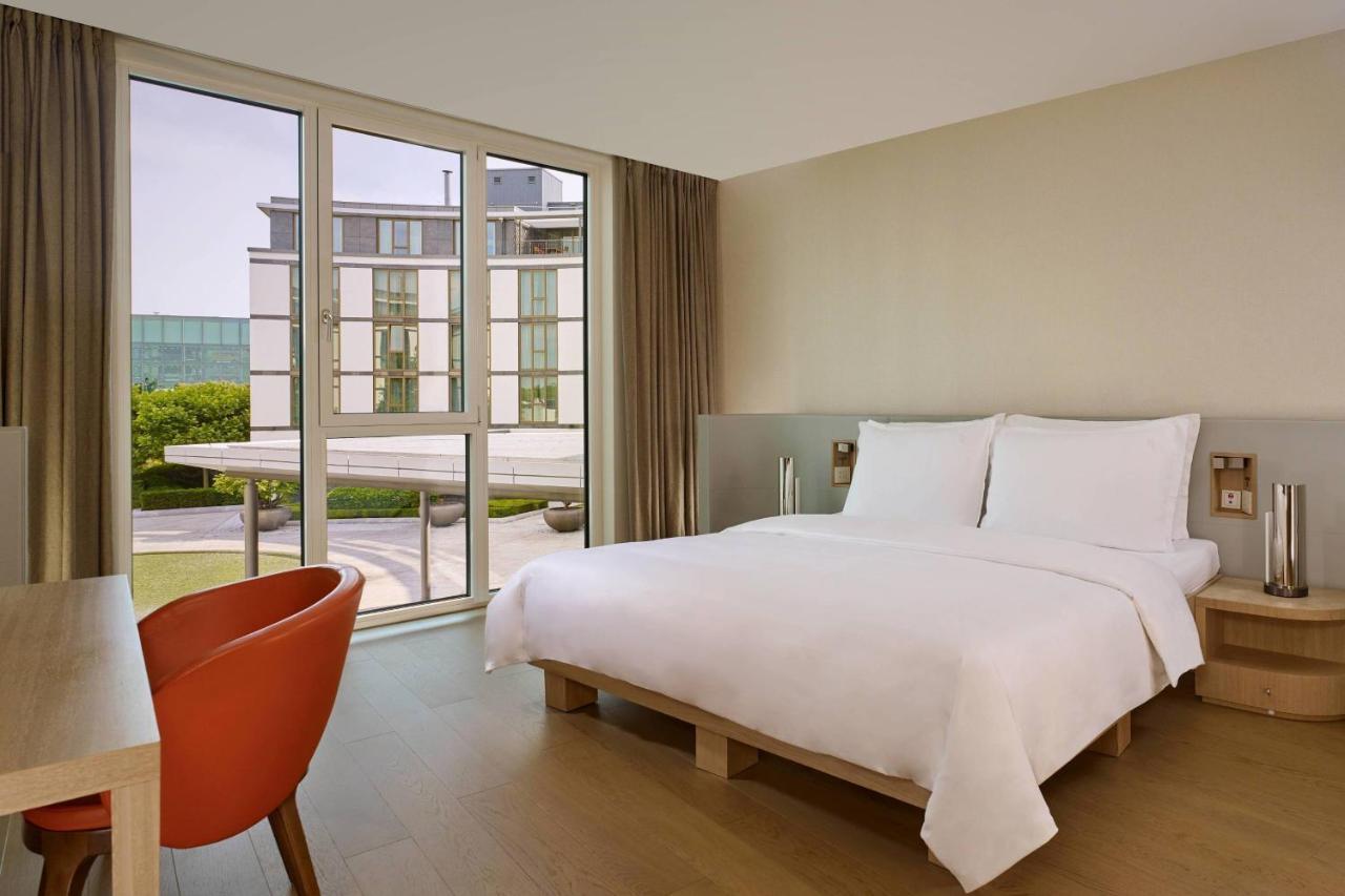 The Ritz-Carlton, Wolfsburg Hotel Buitenkant foto